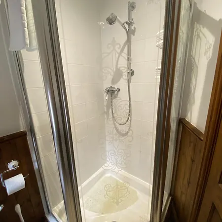 West Royd Bed & Breakfast 4*
